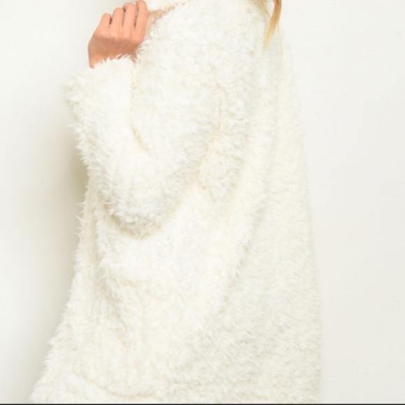 Shaggy teddy bear coat! It’s here! 😍boutique item - Picture 10 of 16